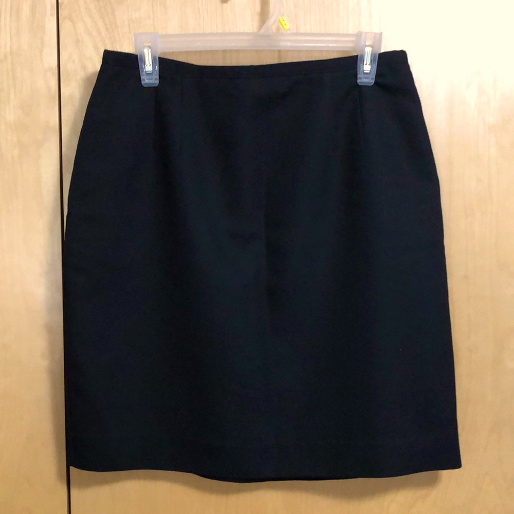 Lloyd of New York Black Straight Skirt